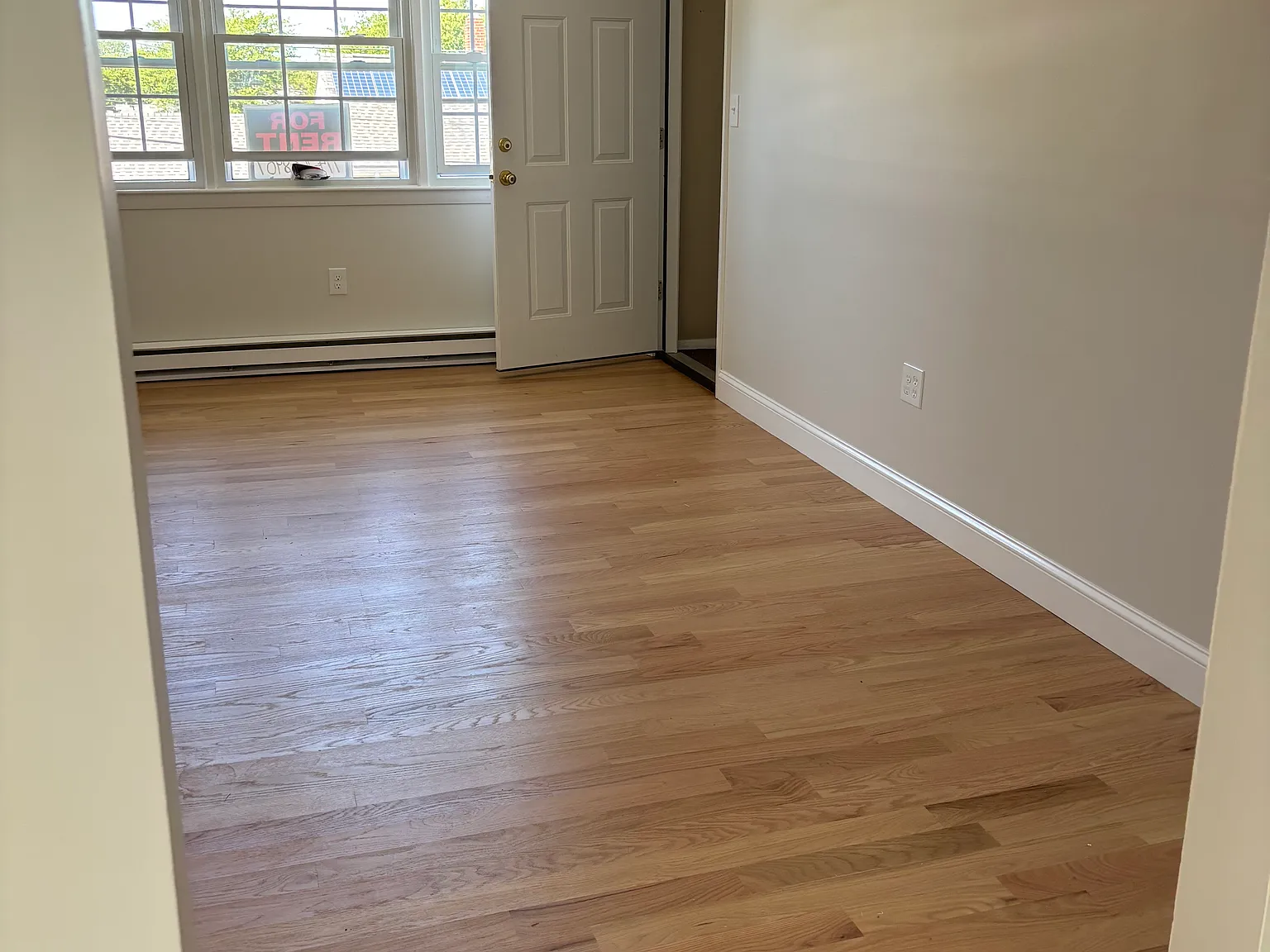 2 bed, 700 sqft, $1,800 — Photo 4