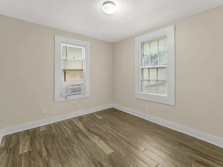 114 Teresa — Photo 13
