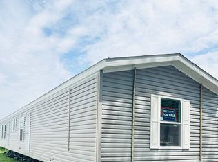 E 4th Ave #1708, Coal Valley, IL 61240