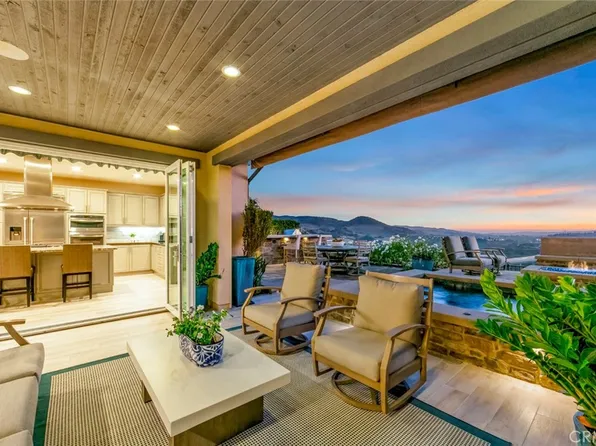 15 Ventada, Rancho Mission Viejo, CA 92694