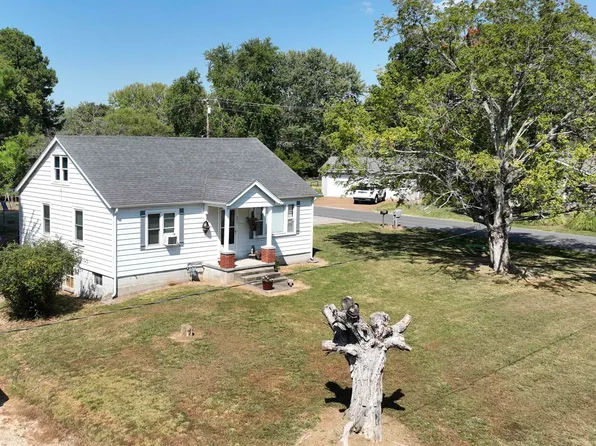 291 1st St, Cadiz, KY 42211