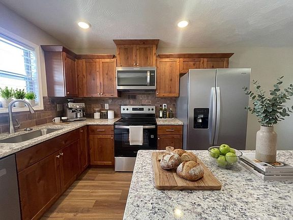 2nd image of 4 C St Unit A