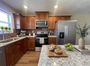 4 C St Unit A, Kimberling City, MO 65686