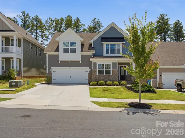1012 Whipcord Dr, Waxhaw, NC 28173