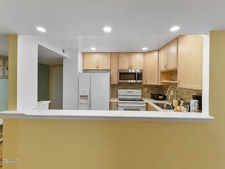 3051 S Atlantic Ave #1004 — Photo 5
