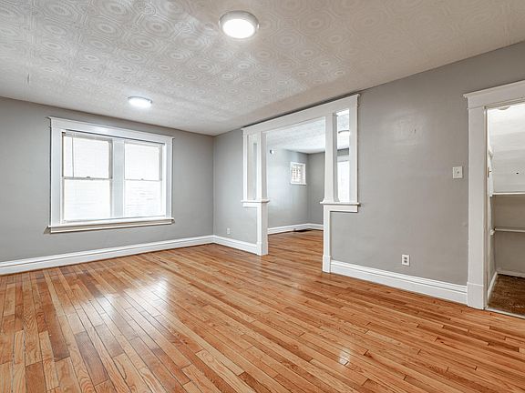 5th image of 3620 Virginia Ave Floor 1