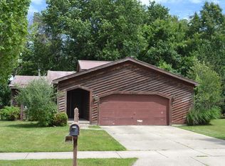 3500 Brook Trl SE, Grand Rapids, MI 49508