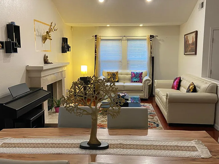 37823 Bishop Ct — Photo 4