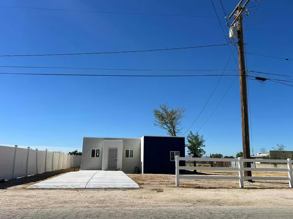 2050 Poplar St, Rosamond, CA 93560