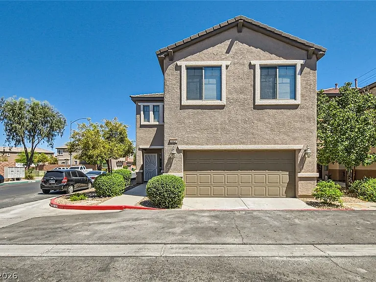 665 Calamus Palm Pl — Photo 2