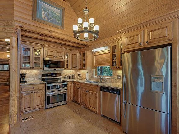 4th image of 7764 River Landing Dr
