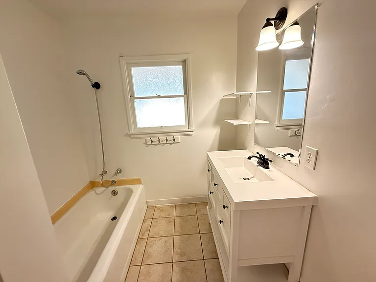 1333 E Colton Ave — Photo 11