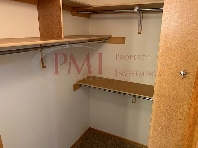 2229 Santa Ana — Photo 17