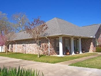 3rd image of 143 Rosewood Ct