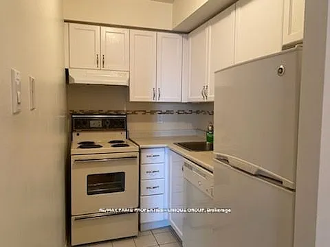 55 Centre Ave #1905 — Photo 8