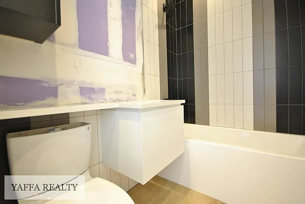 Rented by Yaffa Realty LLC | media 26