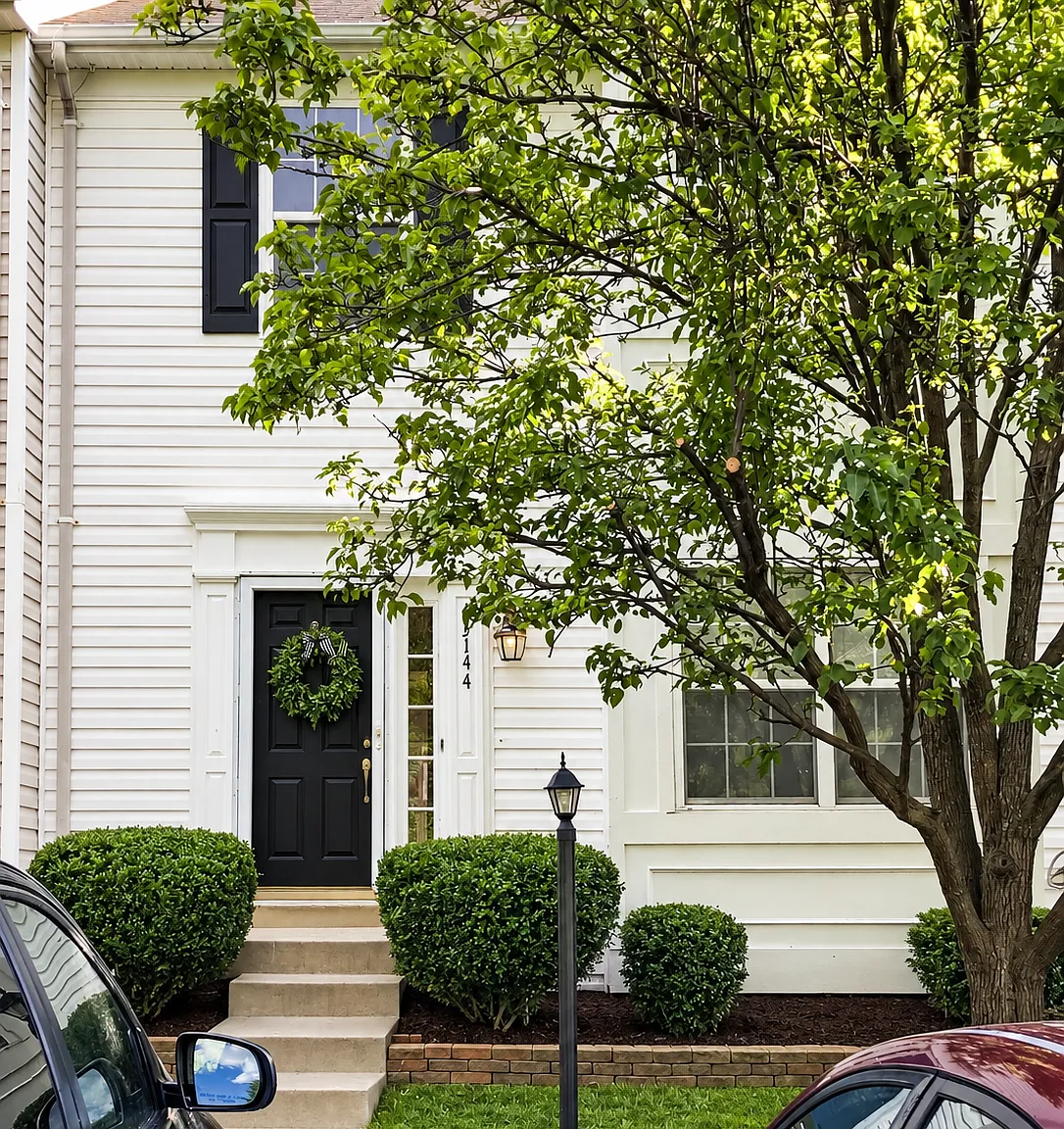 3 bed, 3.5 bath, 1696 sqft, $2,950 — Photo 1