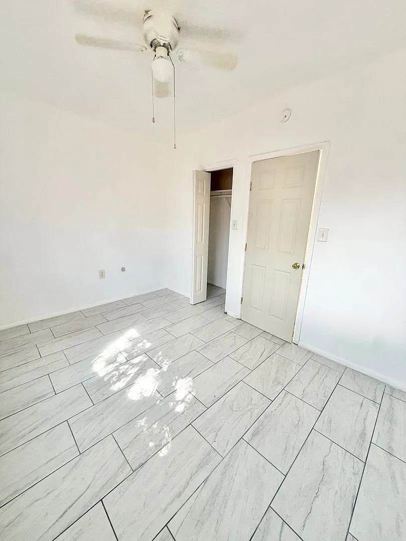 211 Texas St NE — Photo 4