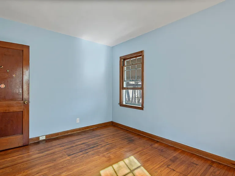 2636 S 7th St — Photo 17