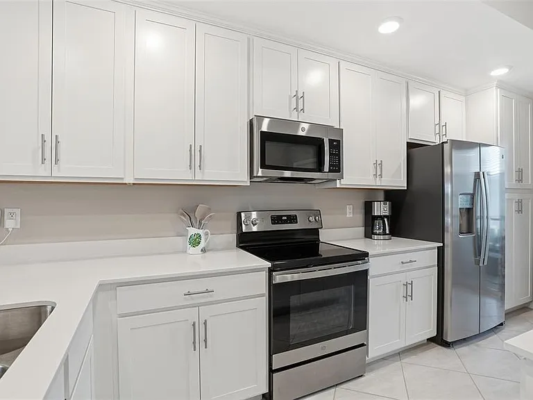 14204 Heritage Landing Blvd #712 — Photo 14