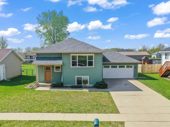 522 Elliot Dr SE, Grand Meadow, MN 55936
