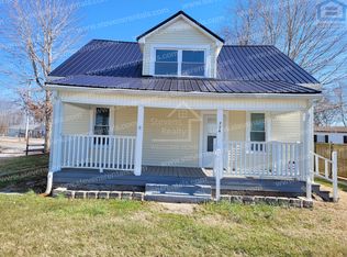 116 N Spring St, Sparta, TN 38583