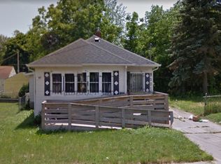 3001 Mackin Rd, Flint, MI 48504