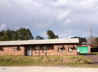 100 Canal St, Crescent City, FL 32112