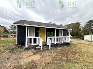 909 Ls Glencamp Way, Manchester, GA 31816