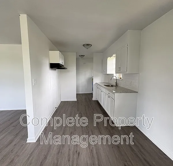 1425 Hibernian St — Photo 8