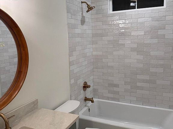 3rd image of 127 Rose Ln