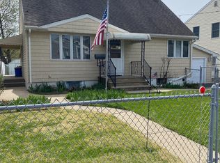 31 Louis St, Parlin, NJ 08859