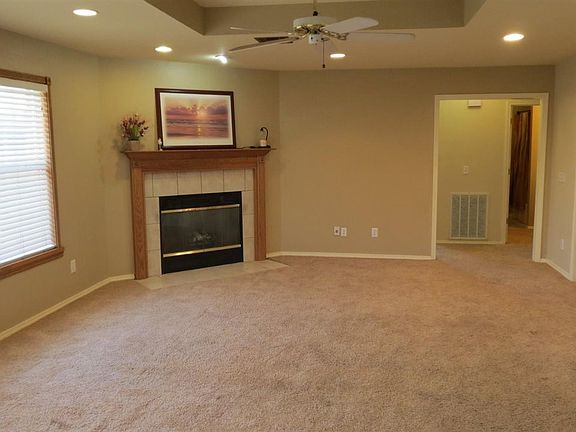 4th image of 2714 W 20th Ave