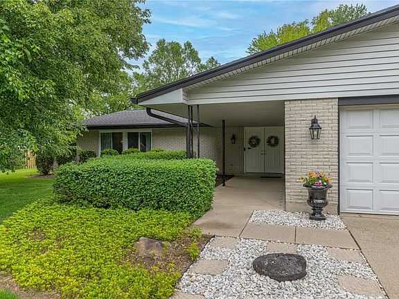2nd image of 1180 Heathshire Dr