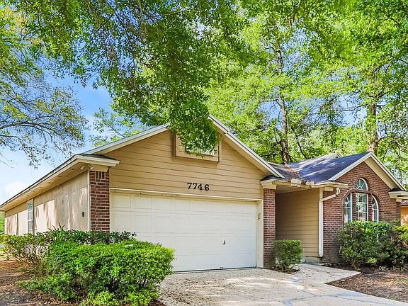 4th image of 7746 Spring Branch Dr N