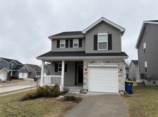 820 Locust St, Washington, MO 63090