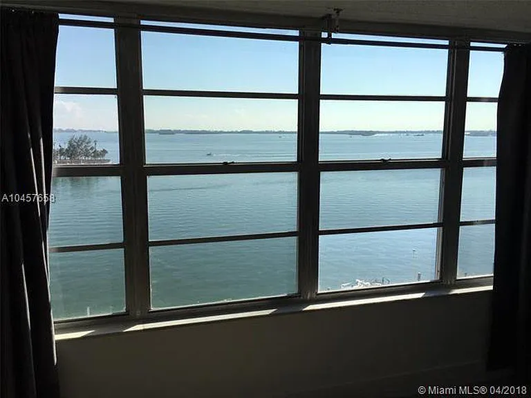 905 Brickell Bay Dr #9 — Photo 7