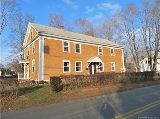 8-10 Smith St, Niantic, CT 06357