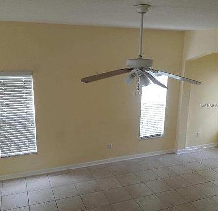 3rd image of 1937 Fenwick Way