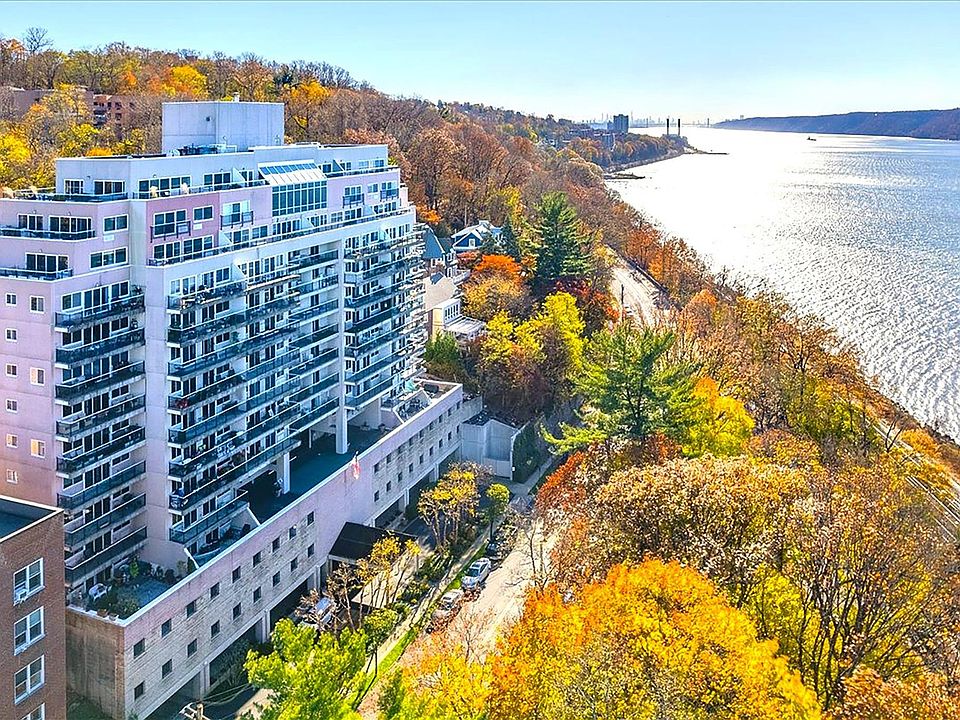1st image of 1020 Warburton Avenue #12F