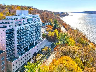 1020 Warburton Avenue #12F, Yonkers, NY, 10701