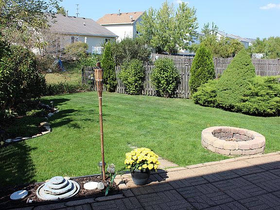 2nd image of 2509 Stonybrook Dr