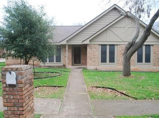 7207 Fence Line Dr, Austin, TX 78749