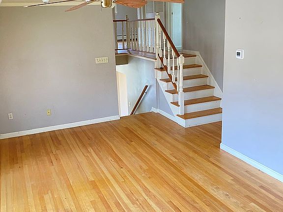 3rd image of 3319 Fawnway Dr