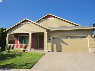2726 Nina Pl, Hubbard, OR 97032