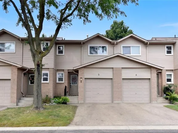 15 Derby St #5, Hamilton, ON L8W 3T4