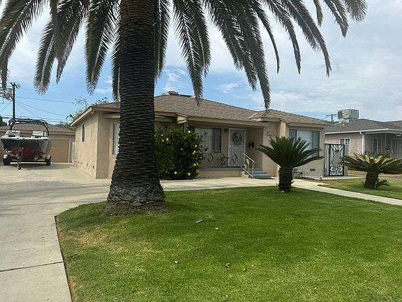 3rd image of 8119 N Irvine Ave
