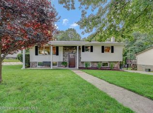 210 Ontario St, Peckville, PA 18452