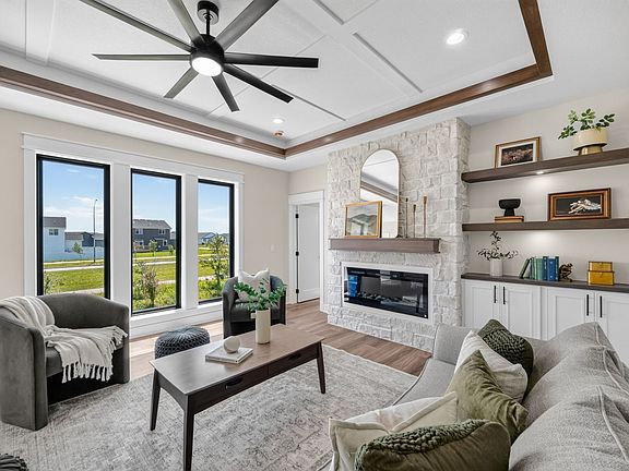 4th image of 280 NW Copperleaf Ct