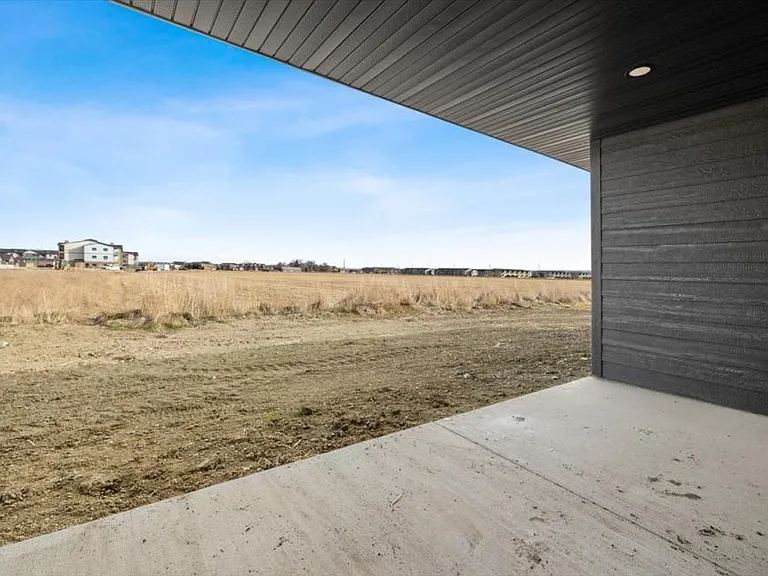631 Willow Bend Dr — Photo 10